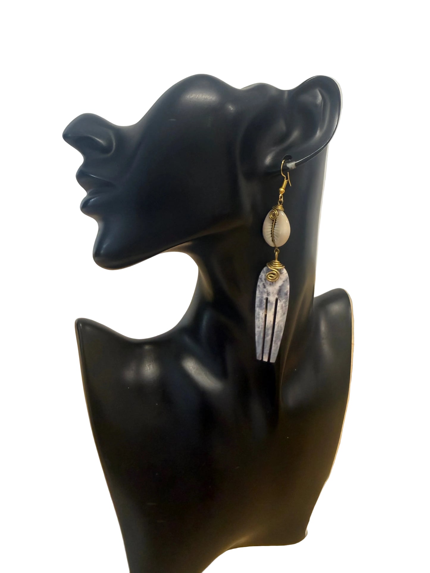 Gray Brass and Bone Cowrie Drop Earrings (Gray)